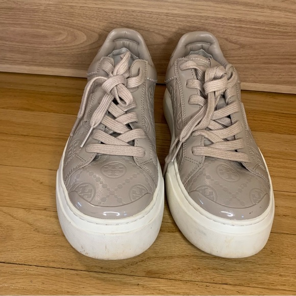 Tory Burch T Monogram Ladybug Sneaker (Fresh Clay) - Size 9 - Picture 3 of 8